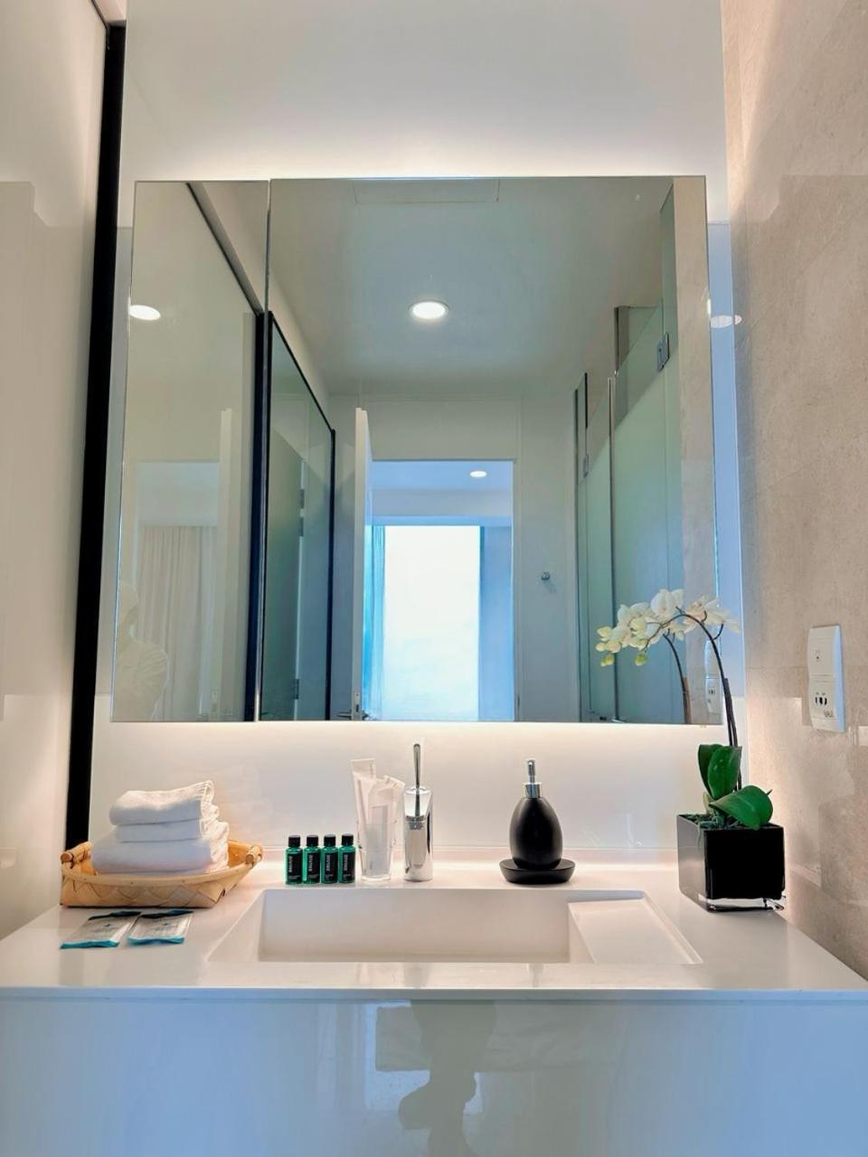 Tropicana The Residences Klcc Cozeestay *