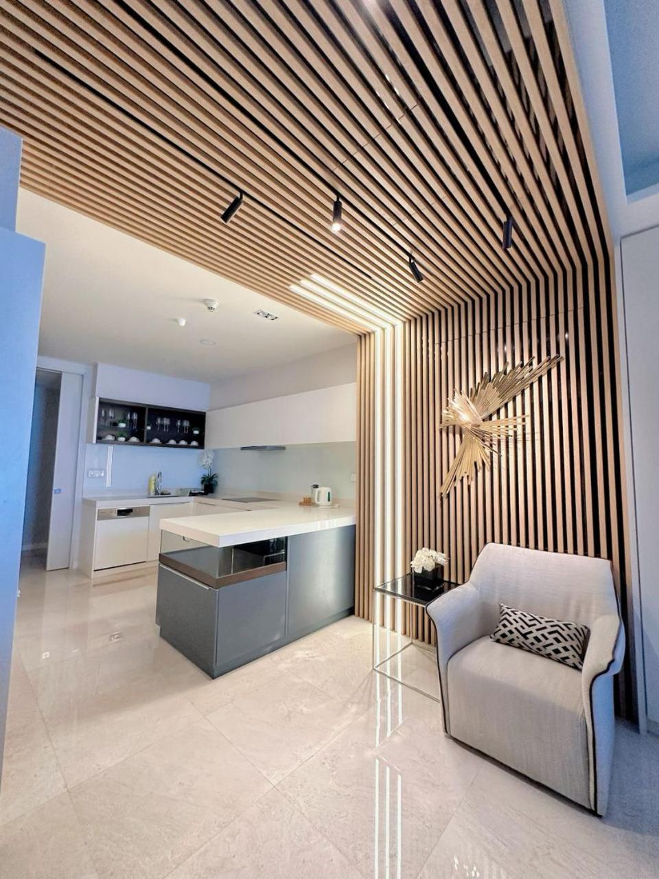Tropicana The Residences Klcc Cozeestay *